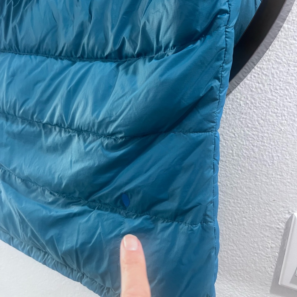 Patagonia Blue teal Bivy women’s size small snow vest warm trendy - Picture 7 of 8